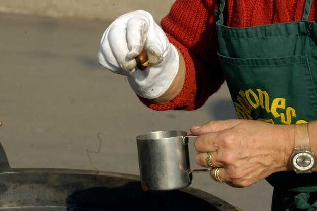 В чем преимущества использования алкидной эмали для металлических поверхностей?
