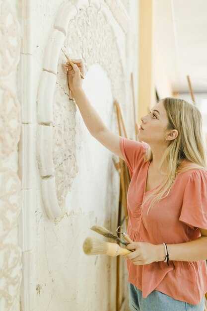 Спальня: использование штукатурки для создания уюта