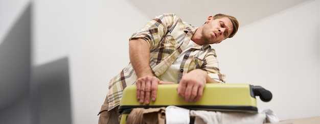 Техника аккуратного снятия обоев