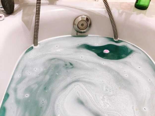 Выбор метода заделки: эпоксидная смола или специальный ремонтный состав