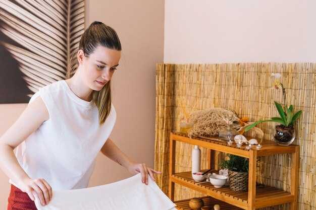 Подбор обоев для спальни с учетом освещения